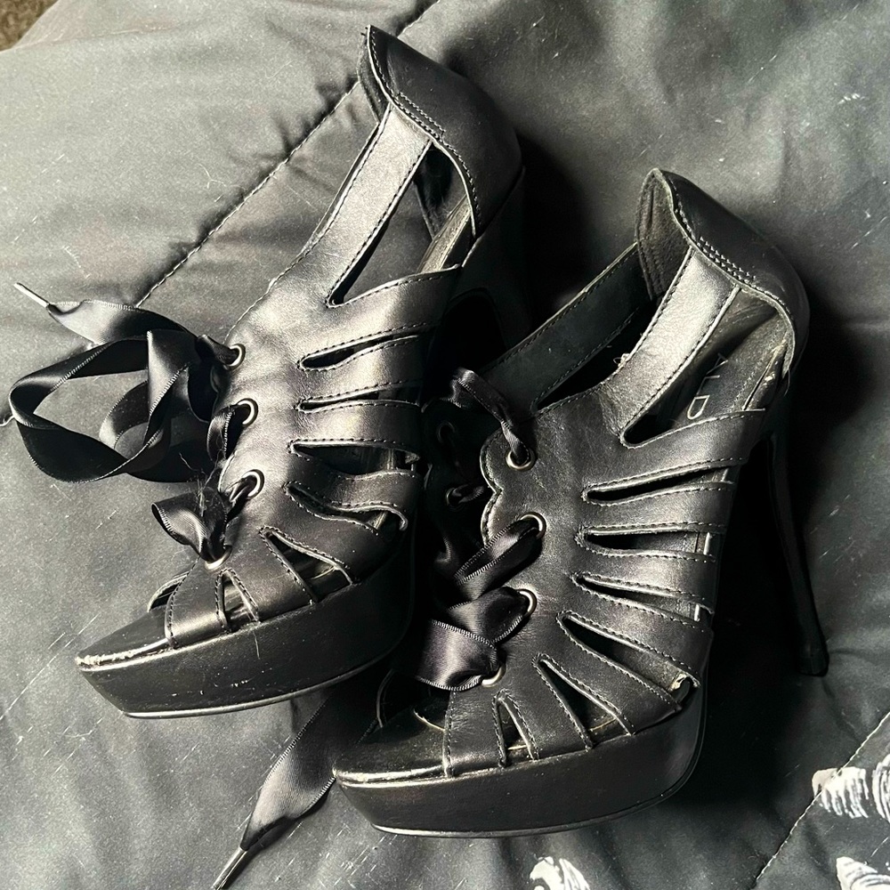 NEW Aldo Ribbon Lace-up Heels